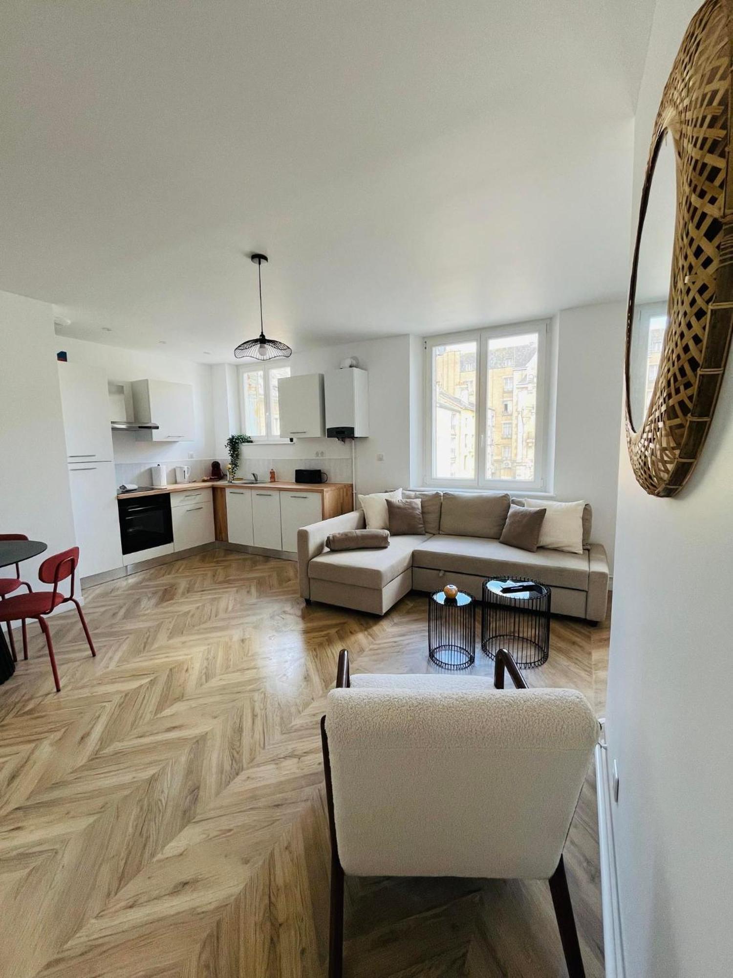Appartement Cosy & Moderne 6 Personnes Centre Charleville-Mezieres - Ardennes Extérieur photo
